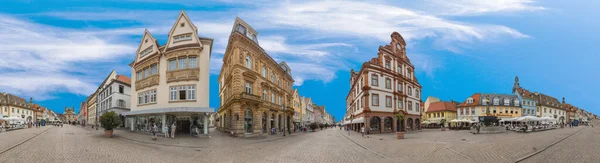 View to beautiful historic street of Speyer with medieval landm — Stock Photo, Image