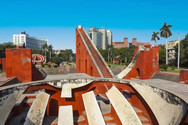 Astronomiska observatoriet Jantar Mantar i Delhi — Stockfoto