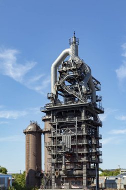 Neunkirchen 'de 20. yüzyılın sonlarından kalma eski demir anıtlar var.