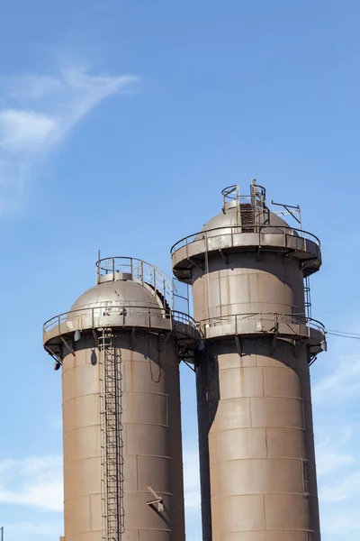 Old iron works monuments in Neunkirchen from the late 20th centu — Stock Photo, Image