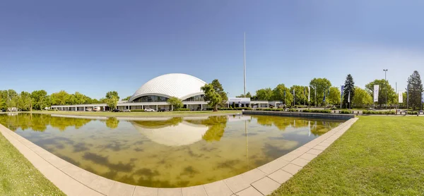 La Sala de Conciertos y Congresos Jahrhunderthalle Frankfurt-Hoechst — Foto de Stock