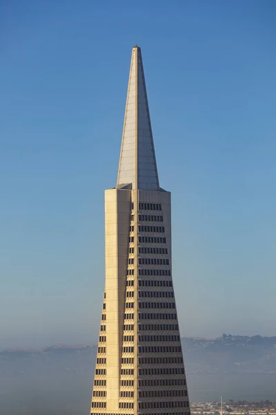 Mrakodrap transamerica pyramida v San Franciscu — Stock fotografie