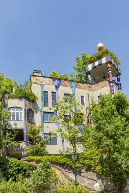 Bad Soden, Almanya 'daki Hundertwasser evinin manzarası
