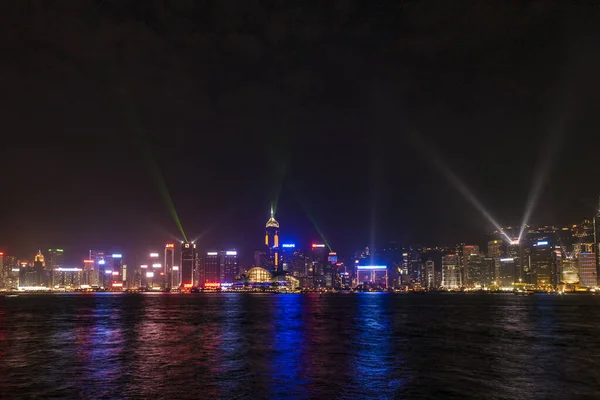 Hong Kong famoso espectáculo de harber láser visto desde Kowloon — Foto de Stock