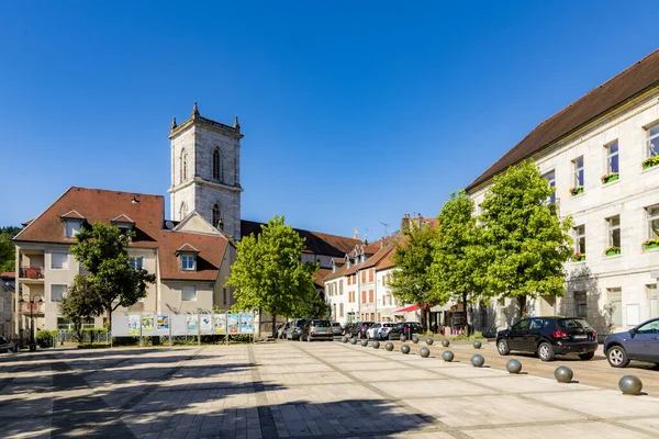 Market place at Beaume les Dames in France — Stock Photo, Image