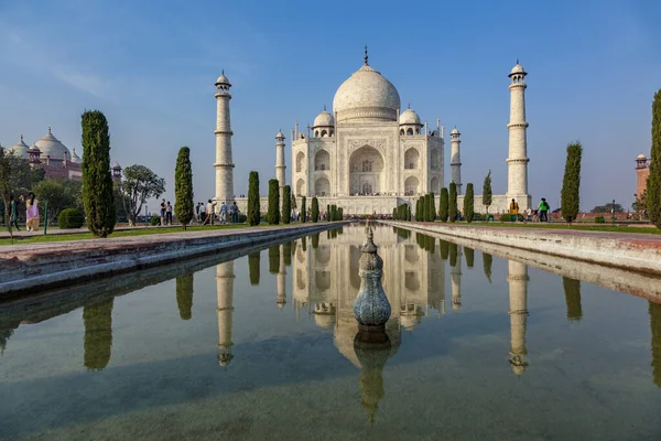 Taj Mahal in India — Stock Photo, Image