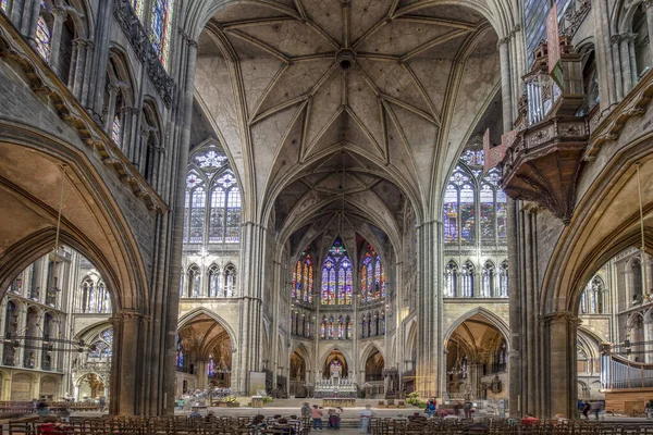 Nterior vista de la Catedral de Saint-Etienne Metz Lorraine Moselle —  Fotos de Stock