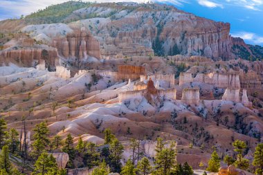 güzel manzara muhteşem taş forma ile bryce canyon
