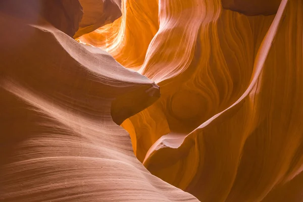 Antilopen canyon, de wereld beroemde slot canyon — Stockfoto