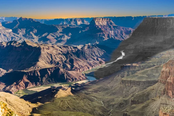 Visa till grand canyon från mathers punkt — Stockfoto