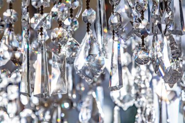 pırlanta cam şeklindeki fener cazibenin sembolü olarak