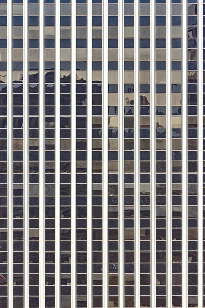 Facade Futuristic Skyscraper Glass Windows Rectangular Forms Harmonic Background — Stock Photo, Image