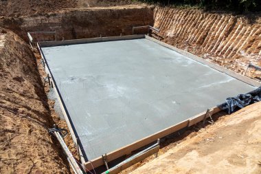 İnşaat alanının temiz beton tabakası