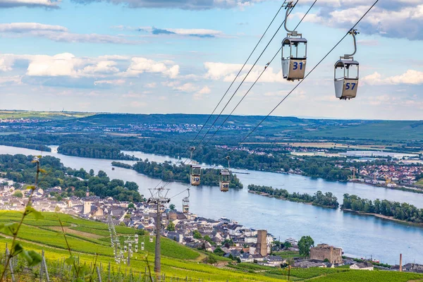 Malownicza Kolejka Linowa Nad Winnicami Ruedesheim Niemcy — Zdjęcie stockowe