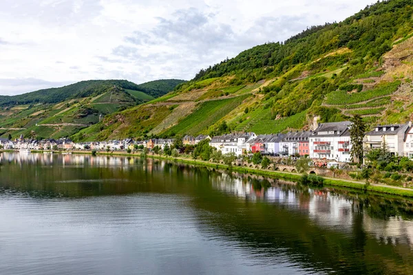 Vista Panorâmica Para Aldeia Zell Vale Moselle — Fotografia de Stock