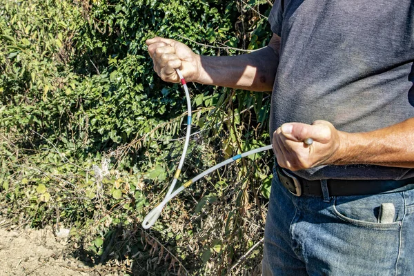 Man His Divining Rod Hands Searching Water — Stock Photo, Image