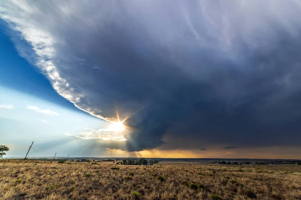 Stor Kraftfull Tornadic Supercell Storm Flytta Över Great Plains Solnedgången — Stockfoto