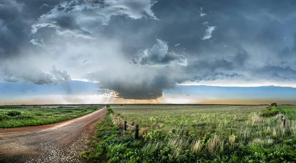 Panoramatický Obraz Velké Mocné Prudkými Supercell Bouře Nad Great Plains — Stock fotografie