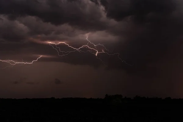 Een Bliksemstorm Great Plains Zorgt Voor Een Dramatische Lichtshow Het — Stockfoto