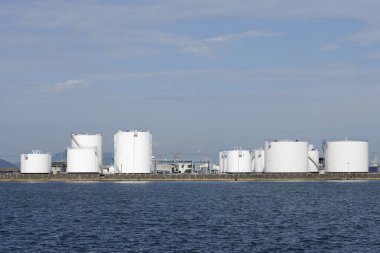 Endüstriyel Yakıt depolama tankları petrol rafinerisinde