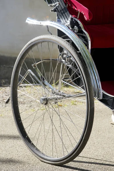 Close Japanese Rickshaw Tyre — Stock Photo, Image