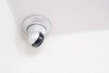 beyaz tavan suç sistemi ile güvenlik kamerası. ev Cctv kamera 