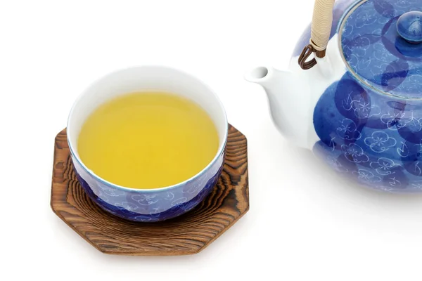 Japanischer Grüner Tee Mit Tasse Isoliert Auf Weißem Hintergrund — Stockfoto