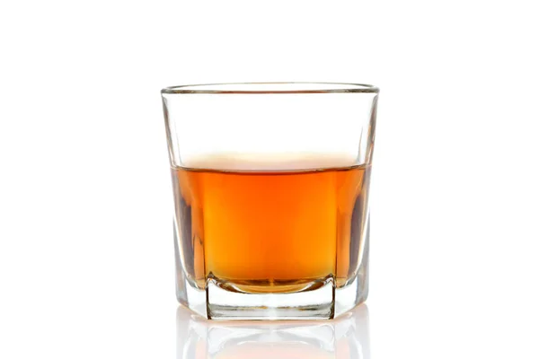 Bicchiere Whisky Sfondo Bianco — Foto Stock