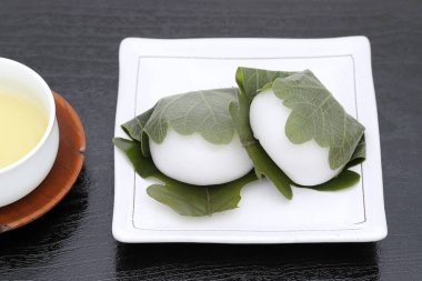 Japon şekerlemesi, Kashiwa Mochi geleneksel tatlı imaj için 