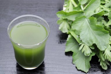 Yeşil sebze suyu Bardak, Sebze suyu Japonya'da 