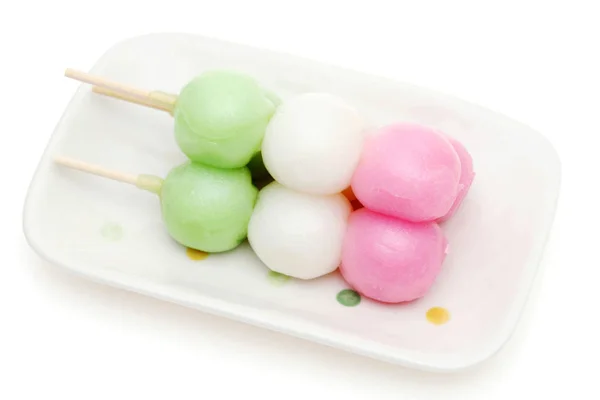 Dulces Tradicionales Japoneses Sanshoku Dango Sobre Fondo Blanco — Foto de Stock