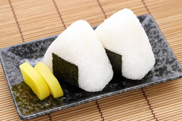 Onigiri Japán Étel Japán Rizs Labdát Rizs Háromszög Hínár — Stock Fotó
