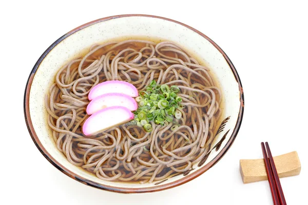 Japanse Kake Soba Noedels Een Keramische Kom Witte Achtergrond — Stockfoto