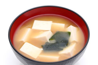 Japon gıda, bir kase üzerinde tofu ve wakame Miso çorbası 