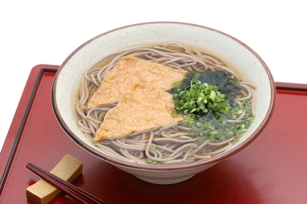 Японская Лапша Kitune Soba Керамической Миске Палочками Еды — стоковое фото