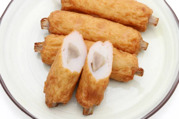 Comida Japonesa Gobo Kamaboko Plato Sobre Fondo Blanco — Foto de Stock