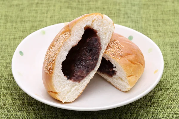 Japanisches Rotes Bohnen Anpan Brot Teller Auf Dem Tisch — Stockfoto