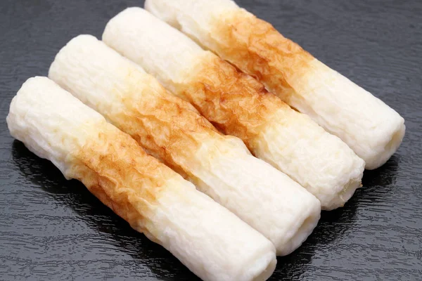 Japans Eten Chikuwa Kamaboko Zwarte Achtergrond — Stockfoto