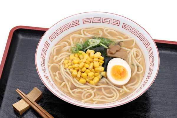 Macarrão Miso Ramen Japonês Com Pauzinhos Bandeja Preta — Fotografia de Stock