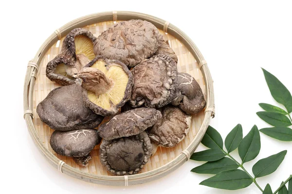 Funghi Shiitake Secchi Giapponesi Cesto Bambù — Foto Stock