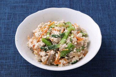 Geleneksel Japon yemekleri, Tofu ve sebze mevsimi, Aemono..  