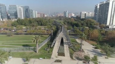 Bir park ve şehir Santiago, Şili için havadan görünümü