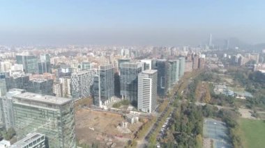 Bir park ve şehir Santiago, Şili için havadan görünümü