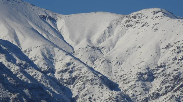 Paisagem Neve Montanha Cidade Nuvens Santiago Chile — Fotografia de Stock