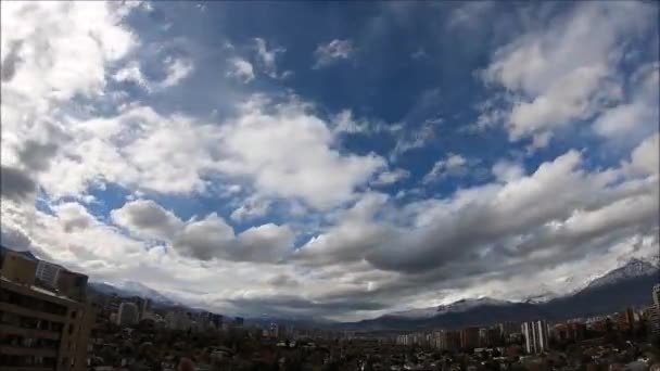 Landskap Berg Snö Staden Och Moln Santiago Chile — Stockvideo