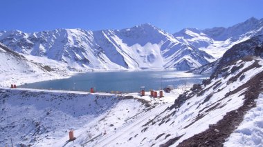 Dağ kar ve doğa manzara