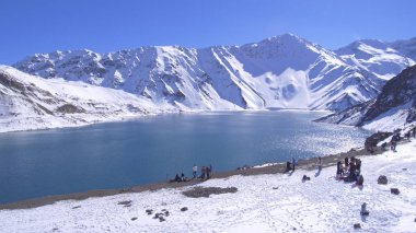 Dağ kar ve doğa manzara
