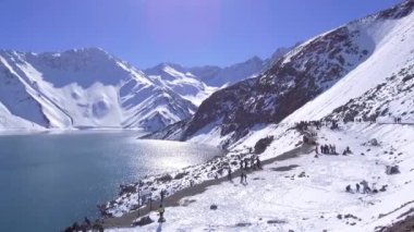 Manzara, dağ kar, lagün ve doğa Santiago, Chile