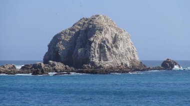 Manzara, plaj, kayalık uçurum, deniz ve doğa