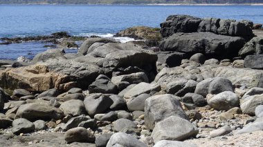 Manzara, kayalık plaj ve sahil